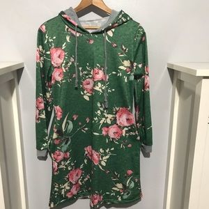 Hooded floral casual dress